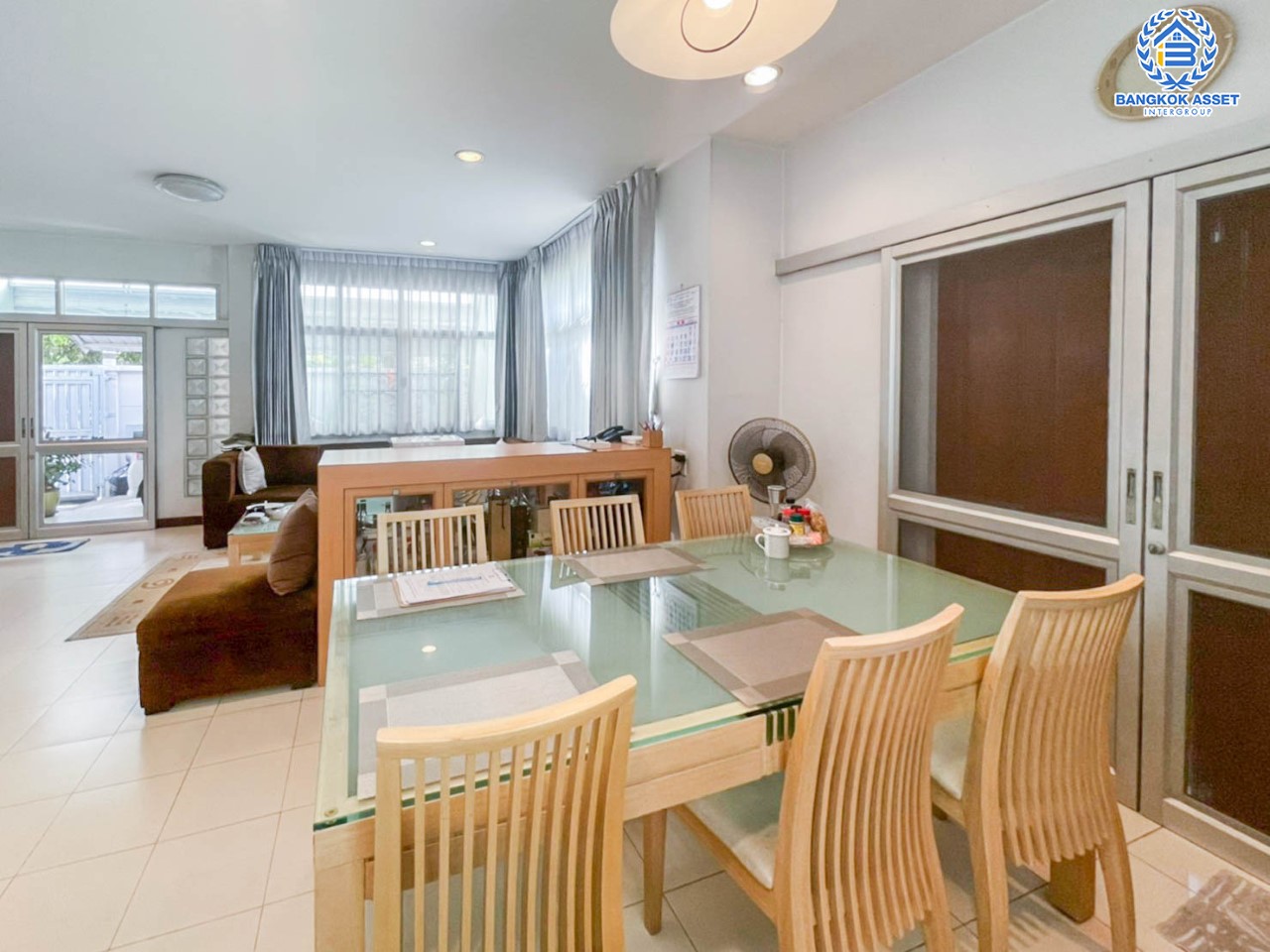 *****บ้านเดี่ยวมือสอง ซอยนาคนิวาส37 หลังใหญ่ เนื้อที่ 99 ตร.ว. ฟังก์ชัน 4 ห้องนอน 3 ห้องน้ำ 3 ที่จอดรถ บนทำเลใจกลางเมือง! เชื่อมต่อทั้ง ถ.ประเสริฐมนูญกิจ, ถ.ลาดพร้าว, ถ.รามอินทรา ใกล้ The Walk เกษตรนวมินทร์, ทางด่วน"ฉลองรัช"